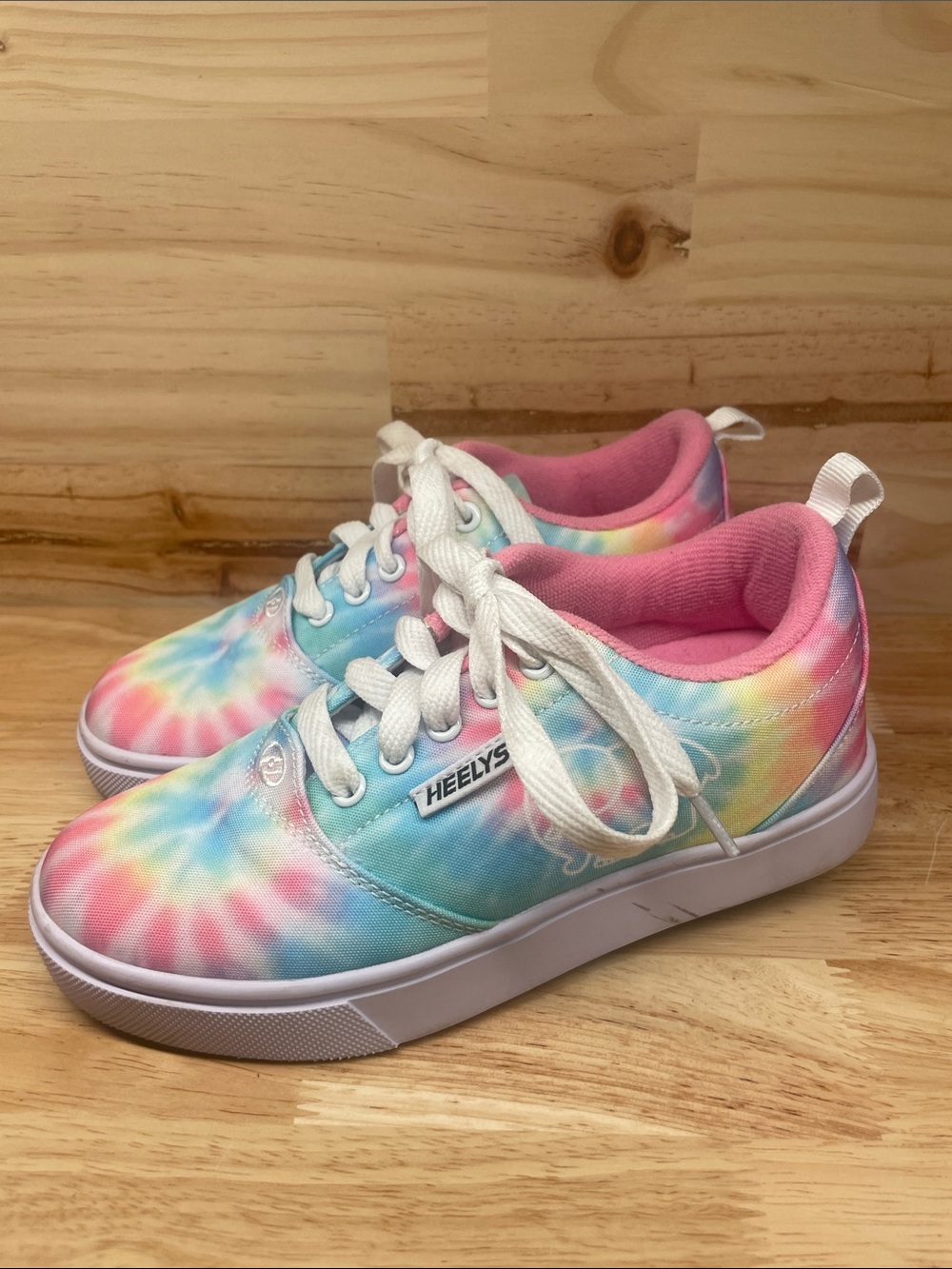 Heelys Kids Tie-Dye Lace-Up Roller Sneakers - Pink, Blue, Yellow